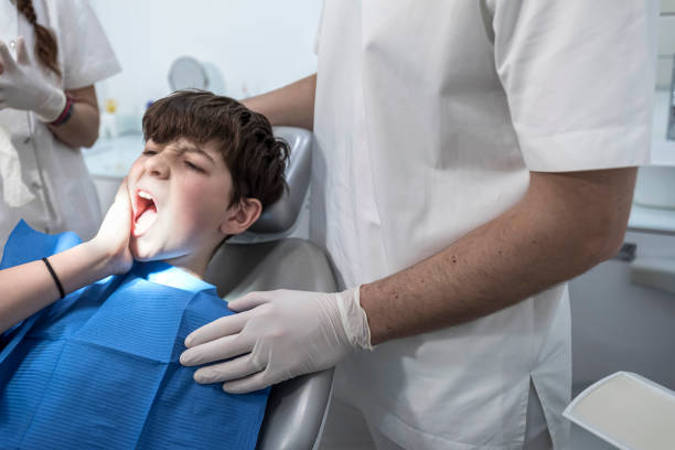 Best Emergency Tooth Extraction in Burr Ridge, IL